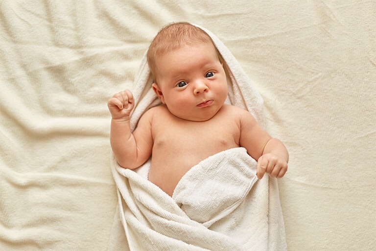 Newborn Care Essentials Baby’s First Bath, neonatologist in Dubai
