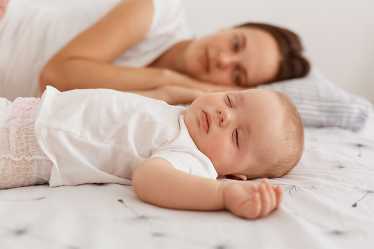 Importance of healthy sleep habits for newborns with a pediatrician in dubai
